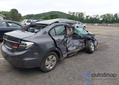 2015 Honda Civic Lx z USA, uszkodzony, nr VIN 19XFB2F52FE115959